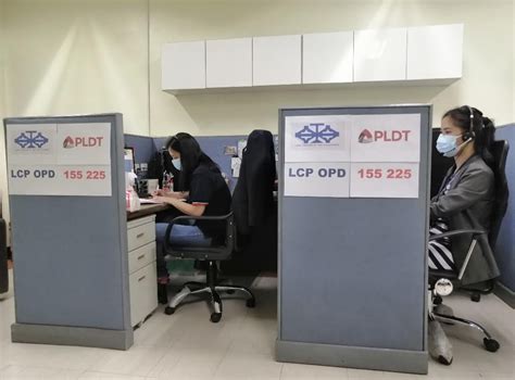 lung center hotline